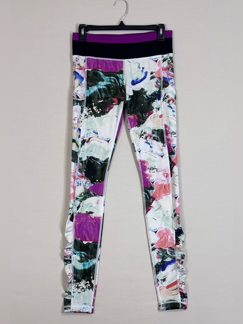Lululemon Abstract Watercolor Ruched Leggings Yoga Run Training Size 6